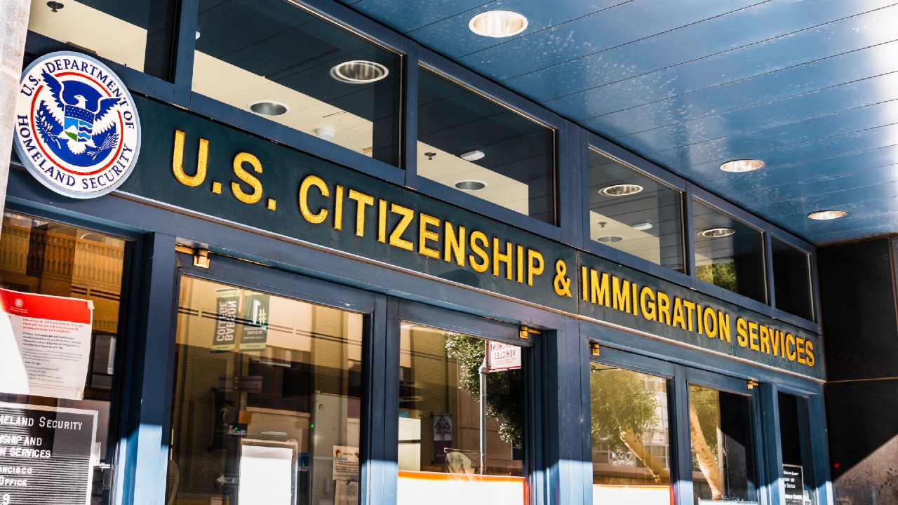 Photo of US immigration office
